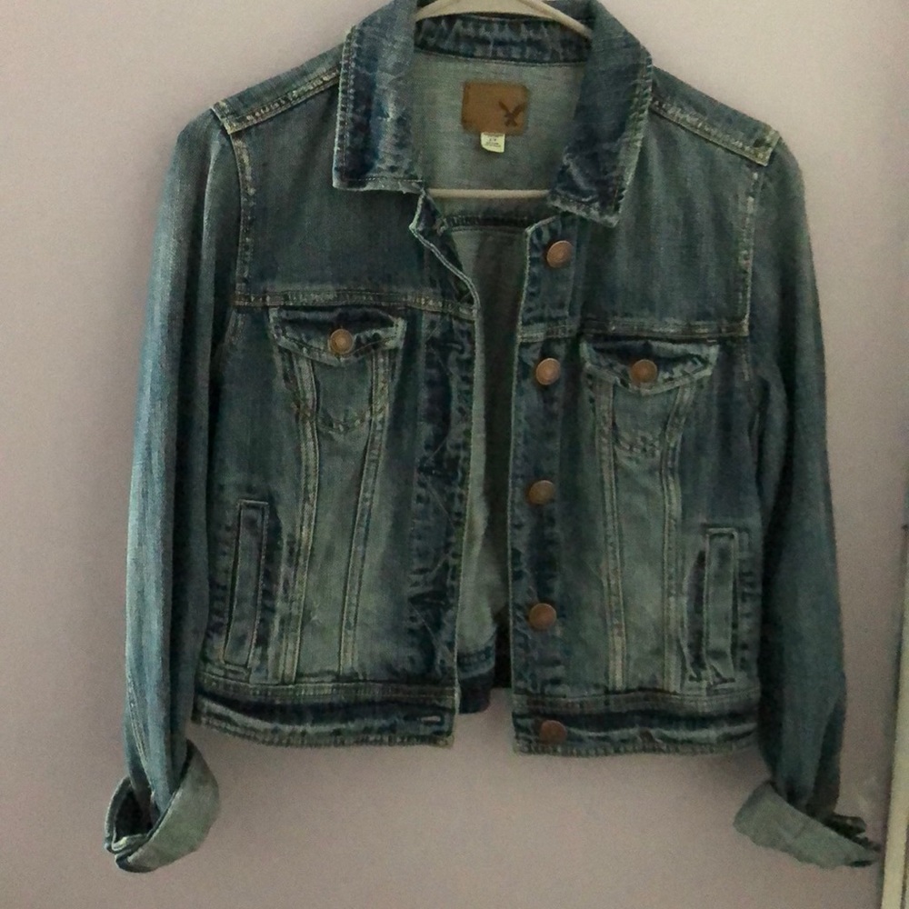 Like new American Eagle jean Jacket